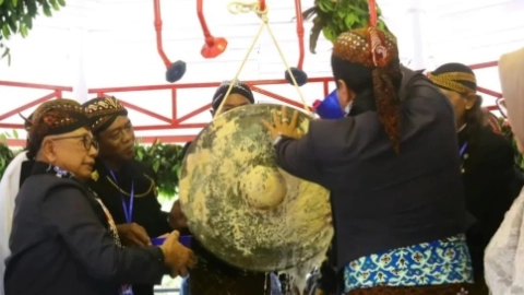 Jamasan Gong Kiai Pradah